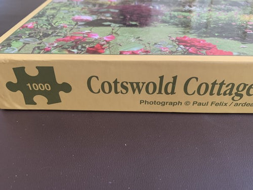 Express Gifts Cotswold Cottage Garden, 1000 Piece Jigsaw
